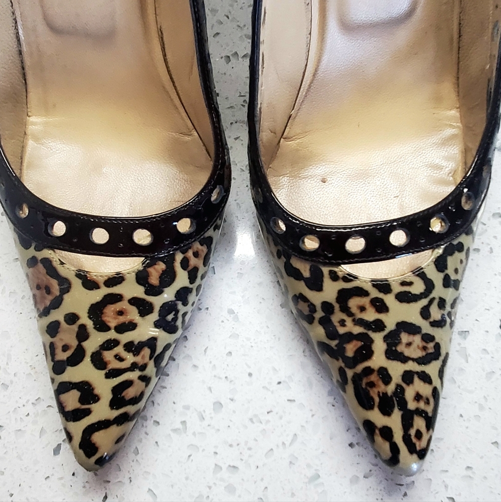 Jimmy Choo Erin. Leopard Print, Pointy Toe Heel. - image 4
